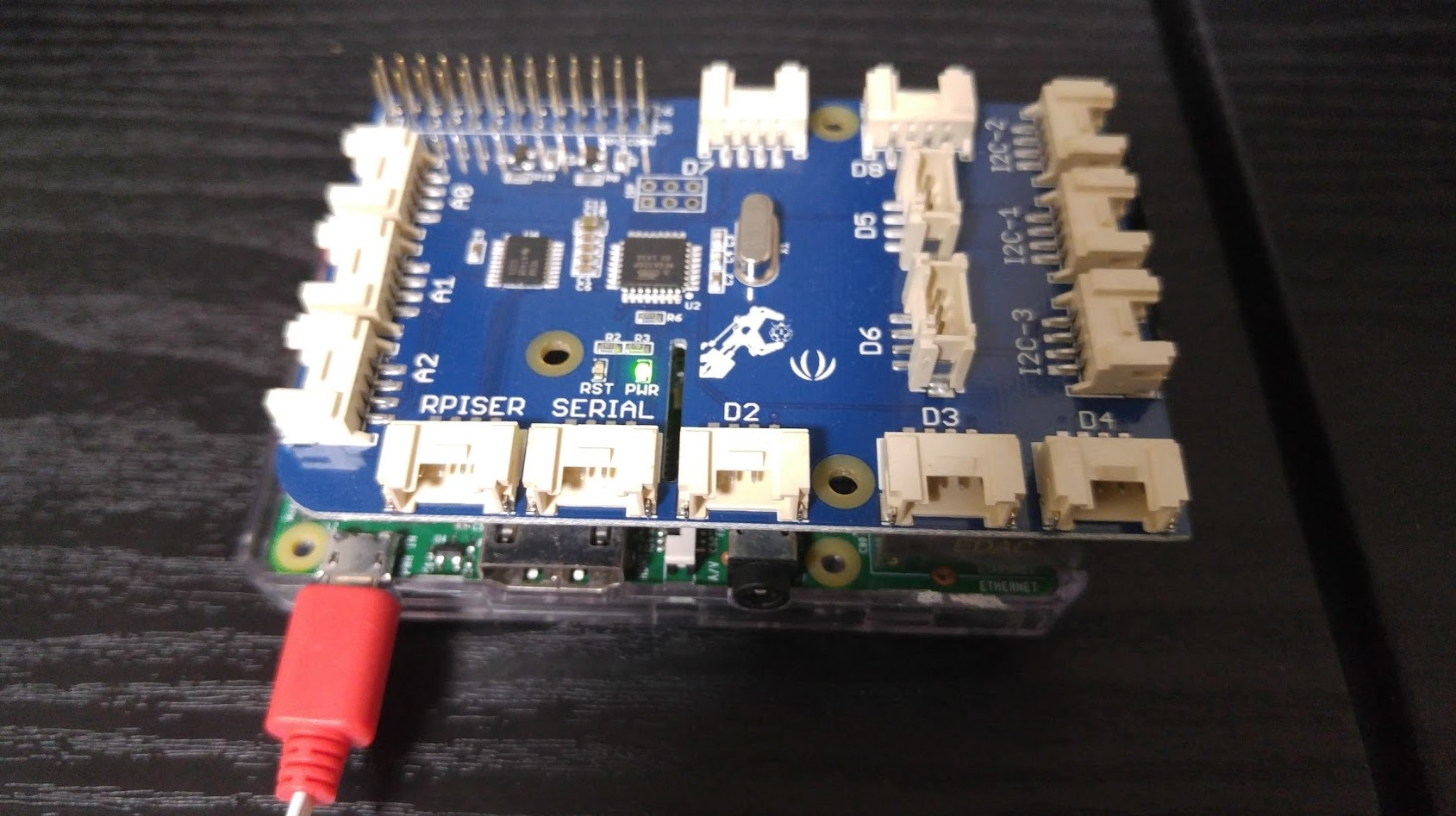 GrovePiのインストールとNodeJSでLED点滅させるメモ のサムネイル