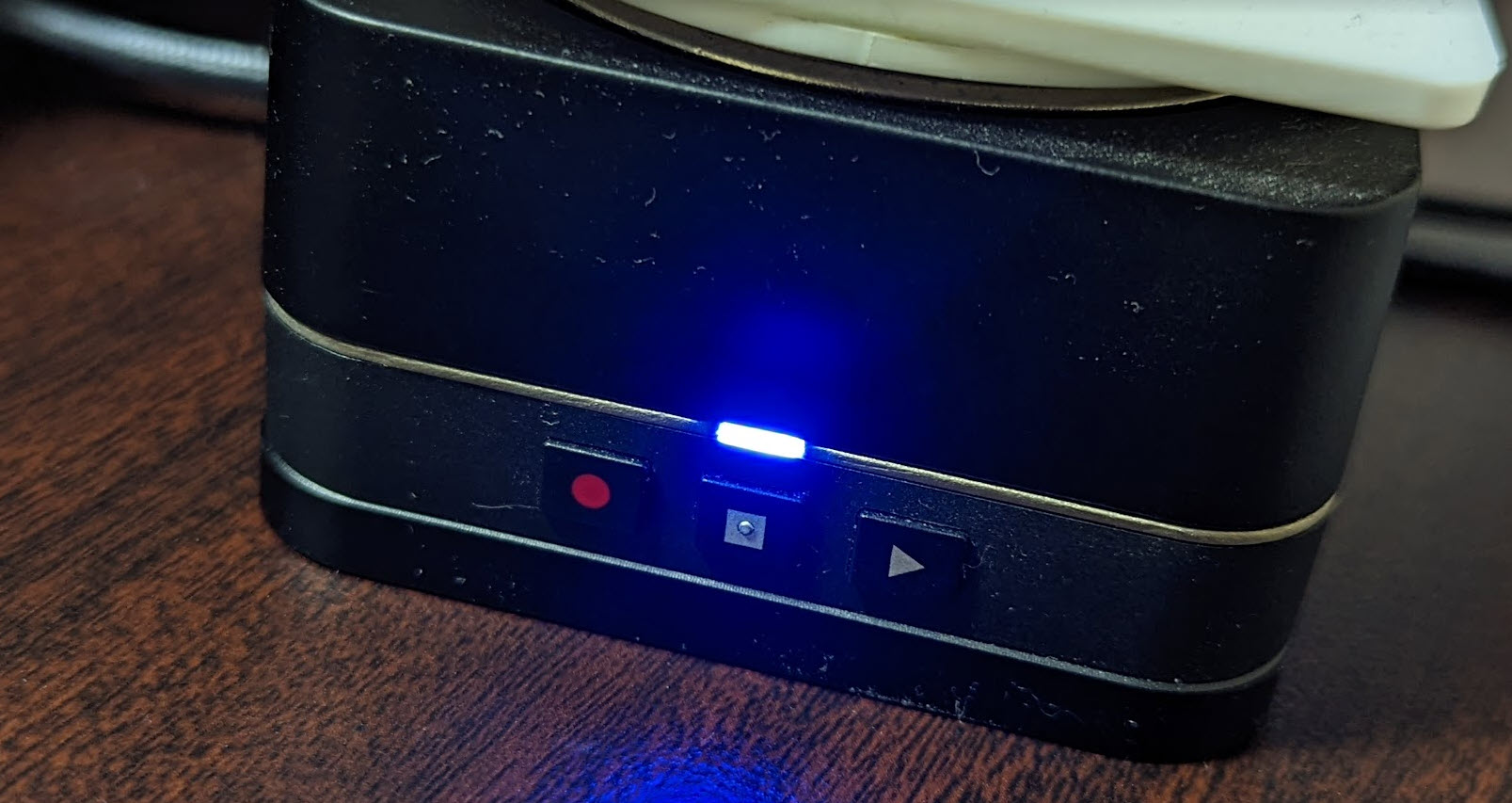 KeiganMotor を HoloLens2 から Bluetooth でつないで LED の色を操作するメモ のサムネイル